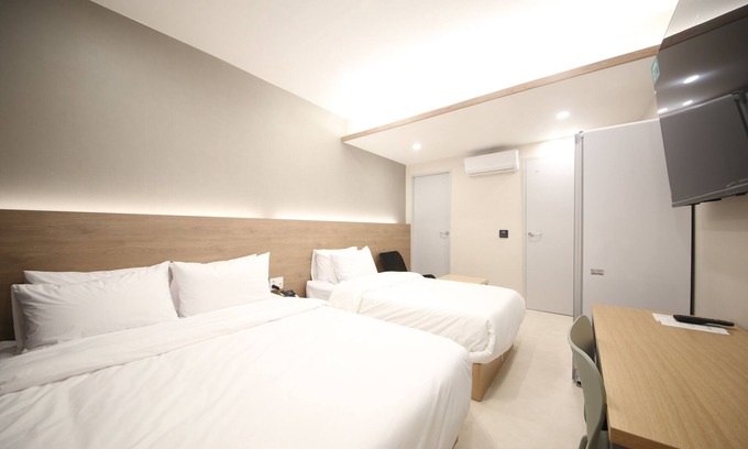 Masan Hotel | Calmrest Masan