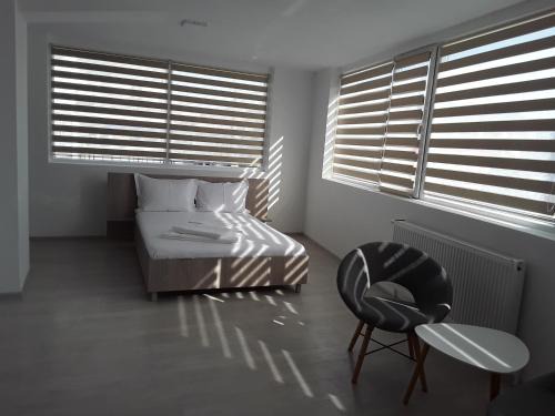 Mahmudia House | Camere de inchiriat Central La Calciu