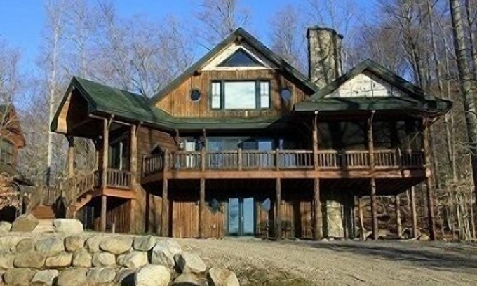 Lake Placid House | Camp Owl's Nest at The Whiteface Club & Resort on Lake Placid