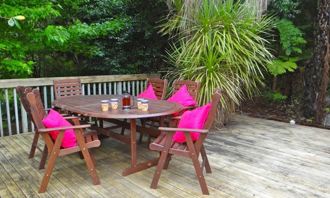 Tawharanui House | Campbells Beach Hideaway - Campbells Beach Bach