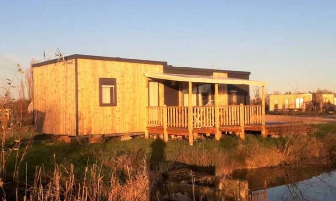 Mont-pres-Chambord House | Camping 3 étoiles - Piscine - ccbadbi