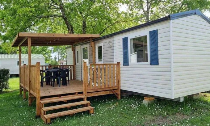 Vensac House | Camping 3 étoiles - Piscine - efc00i