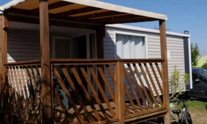 La Faute-sur-Mer House | Camping 4 étoiles - Piscine - eeebha