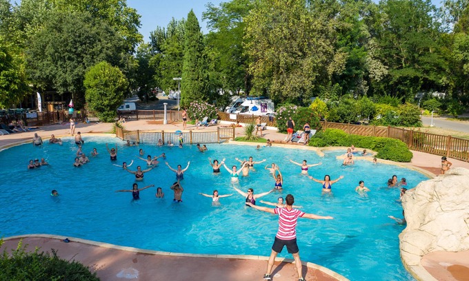 Avignon RV Rental | Camping Du Pont D'Avignon