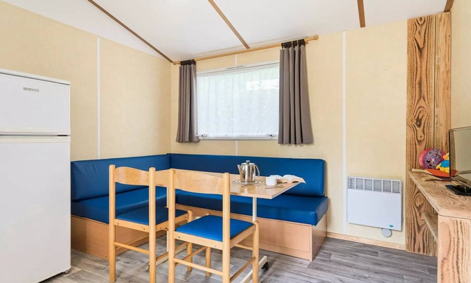 Saint-Hilaire-la-Foret House | Camping Paradis la Grand'Métairie * - 3-room mobile home for 4/6 people