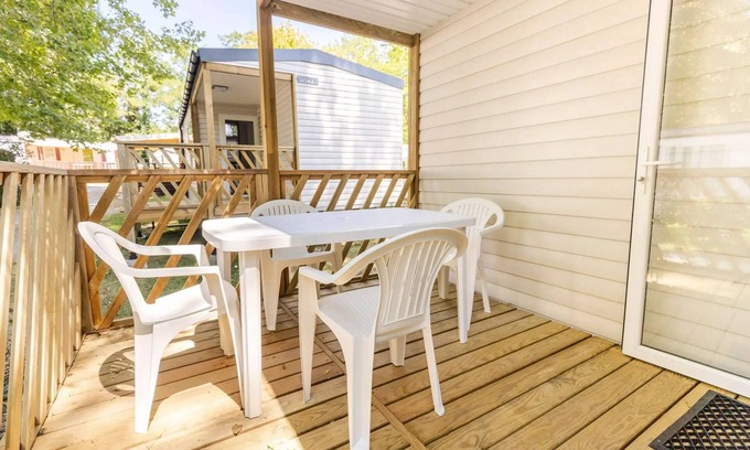 Saint-Sulpice-de-Royan House | Camping maeva Club Royal Ocean * - Mobile Home Loggia Premium 3 Rooms 4 People