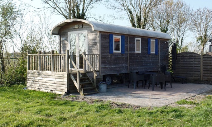 Zonnemaire Ski Chalet | Camping Hofstede Zonnevliet - Pipo wagen