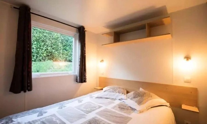 Creches-sur-Saone House | Camping La Clé de Saône * - Cottage Family - 3 bedrooms 6 people