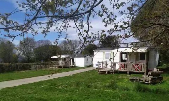 Plonevez-Porzay House | Camping Pré De La Mer ** - Mobilhome for 4 People