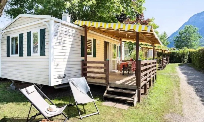 Doussard House | Camping Romanée La Ferme de la Serraz* - Comfort mobile home 3 rooms 4 people