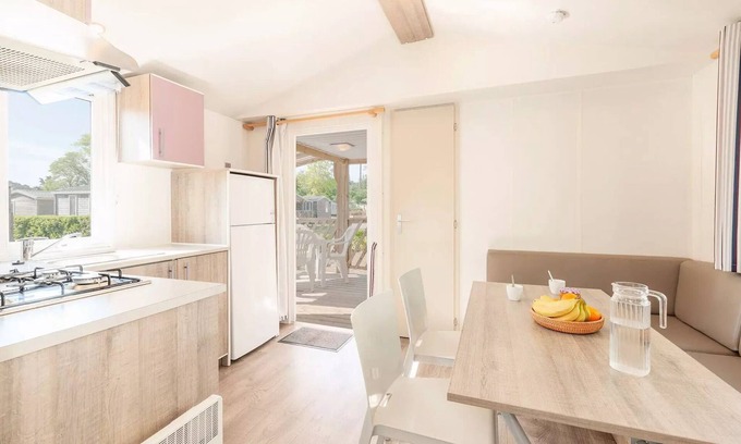 Cheval-Blanc House | Campsite Les Rives du Luberon * - Mobile Home Comfort 4 Rooms 6 People Air Conditioned