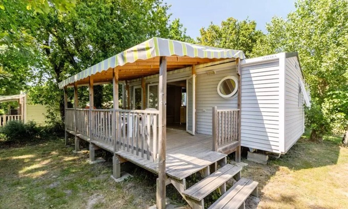 Bois-de-Cene House | Campsite maeva Escapades Le Bois Joli * - Mobile Home Cozy 3 Rooms 5 People + TV
