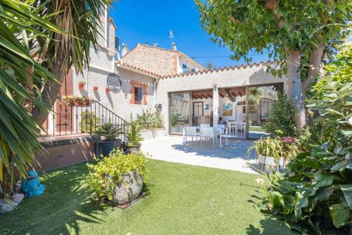 Villemolaque House | Can Lina