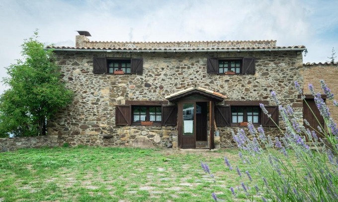 Susqueda House | Can Nan