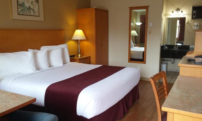 Vernon Hotel | Canadas Best Value Inn & Suites-Vernon