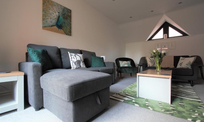 Chester House | Canal House