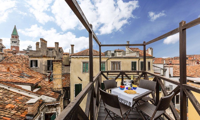 Castello Apartment | Canal View Apartment with Panoramic Roof-Top Terrace