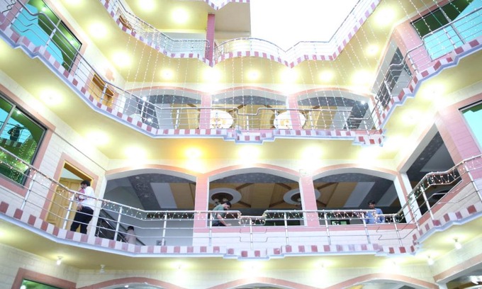 Khanspur Hotel | Canari Hotel kashmir view