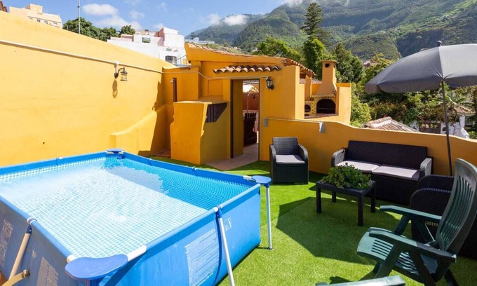 Los Realejos Cottage | Canarian House, sea views, jacuzzi and pool