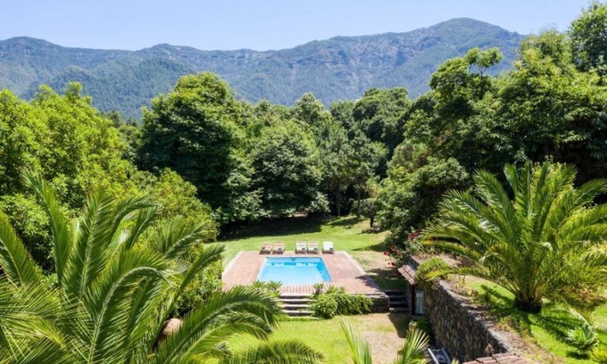 La Orotava House | Canarian house with pool, barbecue, wifi, netflix