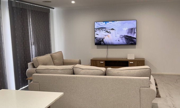 Bonner House | Canberra 3 bedroom home to remember. Pet friendly home.