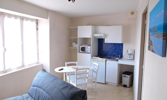 Cancale Apartment | Cancale, la houle