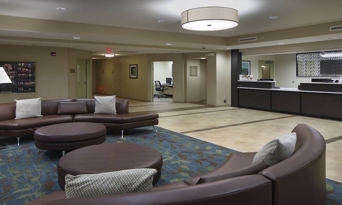 Yorkshire Hotel | Candlewood Suites Newark South - University Area by IHG