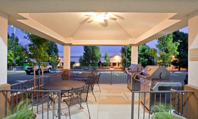 Parkrose Hotel | Candlewood Suites Portland Airport by IHG