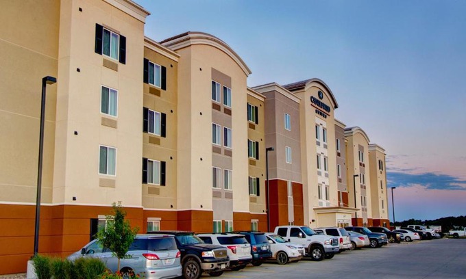 Sioux City Hotel | Candlewood Suites Sioux City - Southern Hills by IHG