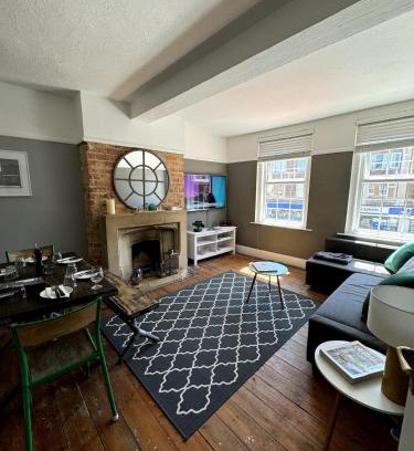 Canford Cliffs Apartment | Canford Cliffs Apartment