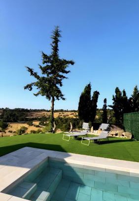 Montoliu de Segarra House | Cantó El Sech, Cottage With Pool