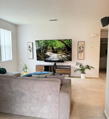 Canyon Country Apartment | Canyon Country Cozy Apartment, Pool and Jacuzzi