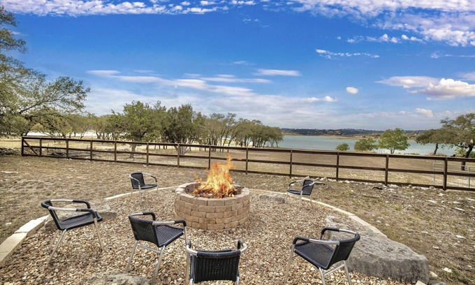 Canyon Lake House | Canyon Cove - 4 bedroom waterfront home with hot tub, sleeps 8!