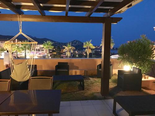Cap Esterel Apartment | Cap Esterel Prestige-Climatisation-Jardins Clos-Pleine Vue Mer ou Esterel