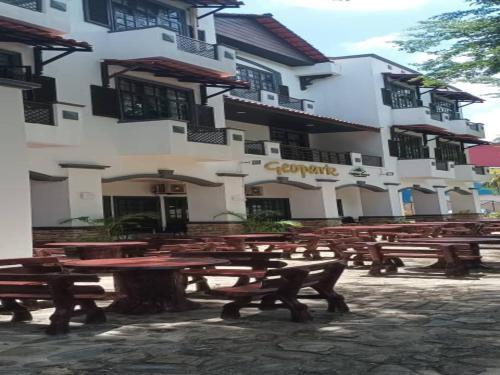 Padang Matsirat Hotel | Capital O 91179 Geopark Village Boutique Hotel