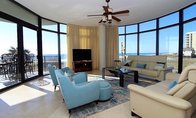 Ono Island Condo | Capri 102-Beach Front, First Floor unit with Upscale Amenities!