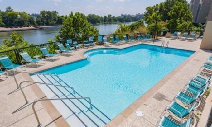 East Bank Condo | Captain's Quarters Riverfront #2