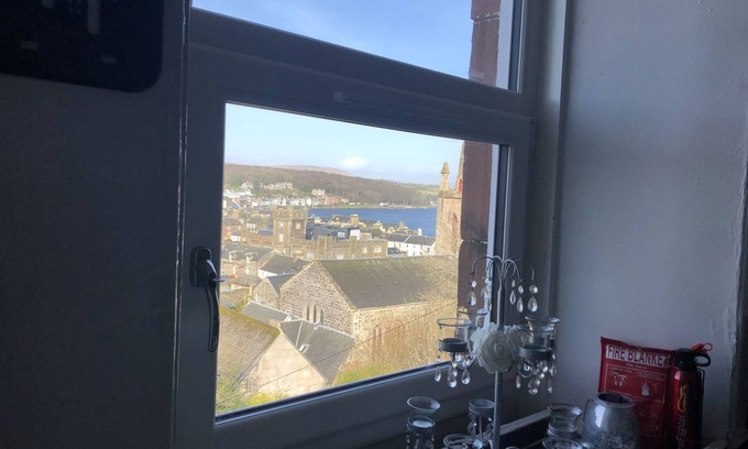 Rothesay Apartment | Captivating 2-bed Apartment in Isle of Bute