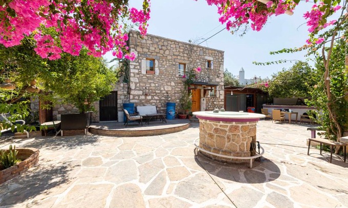 Bodrum City Center Apartment | Captivating Stone House with Patio near Beach in the Heart of Bodrum