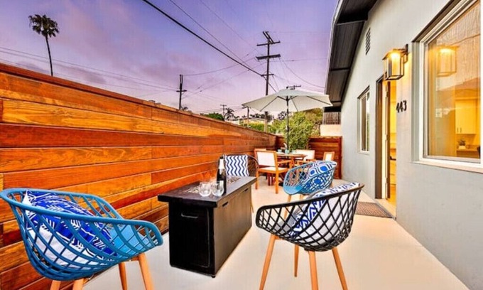 Cardiff-by-the-Sea Condo | Cardiff Beach Charmer