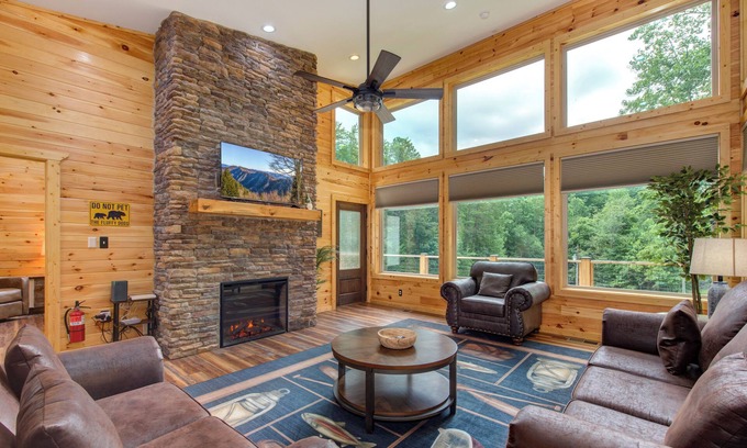 Cosby Cabin | Cardinal Pool Cabin – 2BR Mountain Retreat with Private Indoor Pool, Hot Tub &am