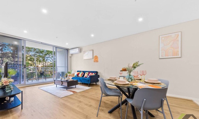 Carlingford Apartment | Carlingford two-bedroom two-bathroom apartment