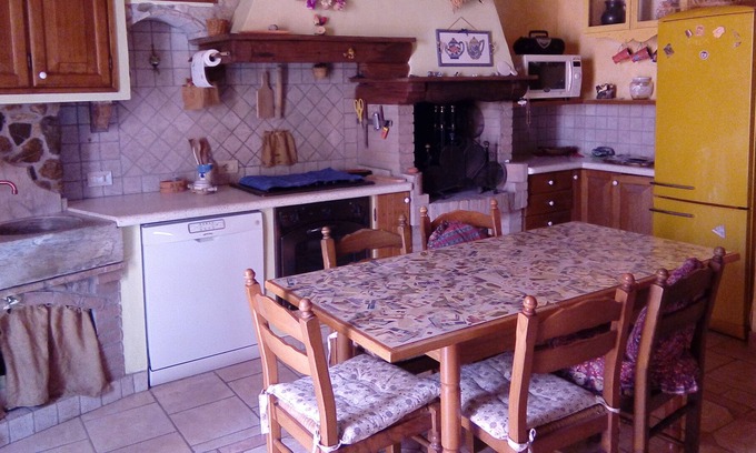 Castellina Marittima House | Carlo's Country House