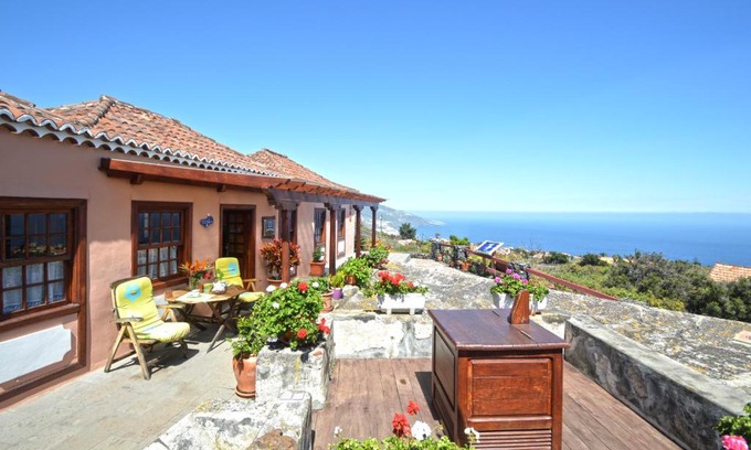 Brena Baja House | Carlota