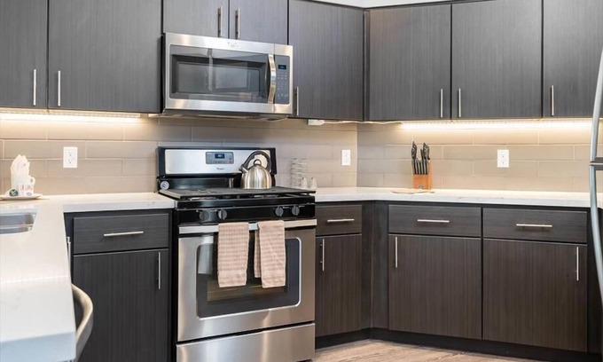 Carmel Valley Apartment | Carmel Valley 1BR| Gym & Pilate Studio | CA