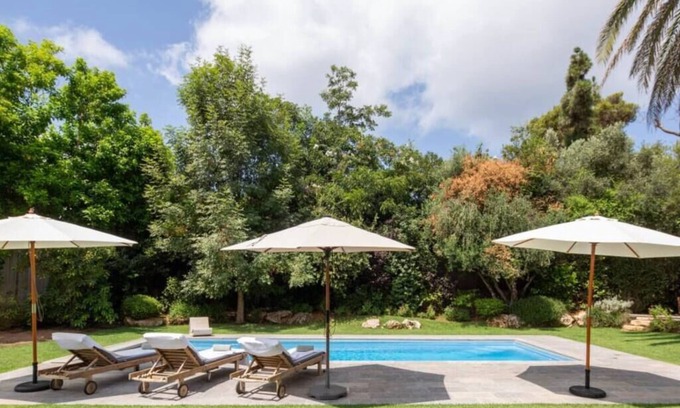 Kfar Shmaryahu Villa | Carmelo Green Fields villa