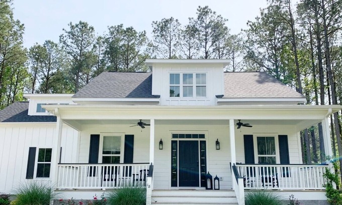 Minnesott Beach House | Carolina Capehouse - The perfect family Retreat!