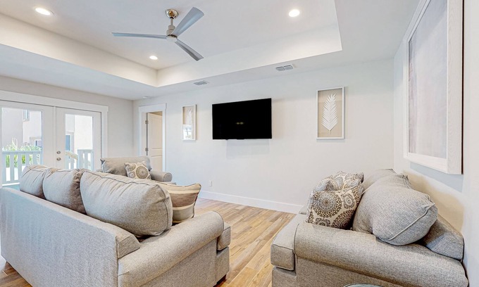South Padre Island House | Carolyn's Beach House Bliss | Duplex in South Padre Island