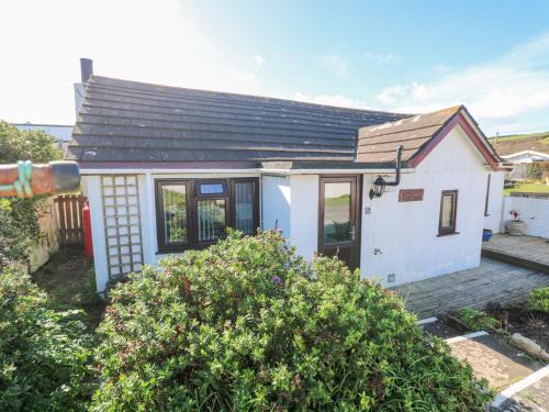 Praa Sands House | Carolyns Cottage