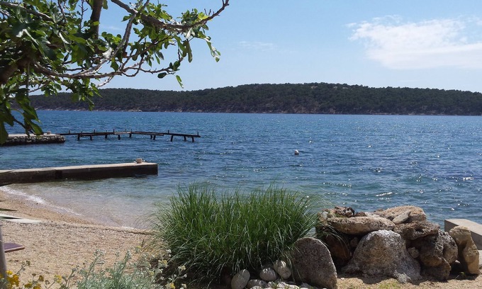 Rab House | CARPE DIEM - House for friends 2 minutes to the beach